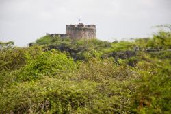 Monumento_Habri_Caracasbaai_20120527_024